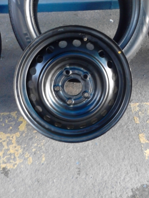 กะทะล้อ 5 รู ของ TOYOTA รถกระบะ มี 1 วง สถาพสวย TEL.081-427-3941 กะทะล้อ 5 รู ของ TOYOTA รถกระบะ มี 1 วง สถาพสวย TEL.081-427-3941