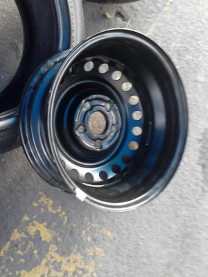 กะทะล้อ 5 รู ของ TOYOTA รถกระบะ มี 1 วง สถาพสวย TEL.081-427-3941 กะทะล้อ 5 รู ของ TOYOTA รถกระบะ มี 1 วง สถาพสวย TEL.081-427-3941