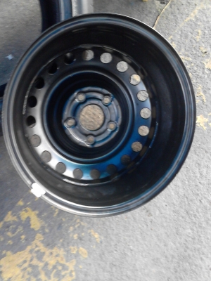 กะทะล้อ 5 รู ของ TOYOTA รถกระบะ มี 1 วง สถาพสวย TEL.081-427-3941 กะทะล้อ 5 รู ของ TOYOTA รถกระบะ มี 1 วง สถาพสวย TEL.081-427-3941