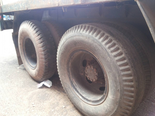 ขายรถ10ล้อHINO 3Hติดเครน5ตันพร้อมหัวคีบเหล็ก