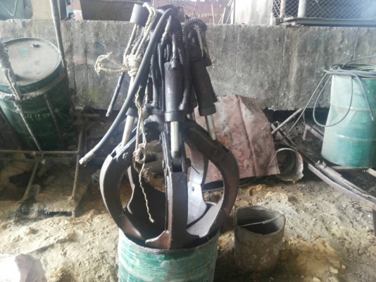 ขายรถ10ล้อHINO 3Hติดเครน5ตันพร้อมหัวคีบเหล็ก