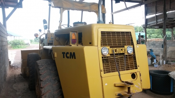 รถตักล้อยาง TCM-75 ราคาถูก สภาพดี รถตักล้อยาง TCM-75 ราคาถูก สภาพดี