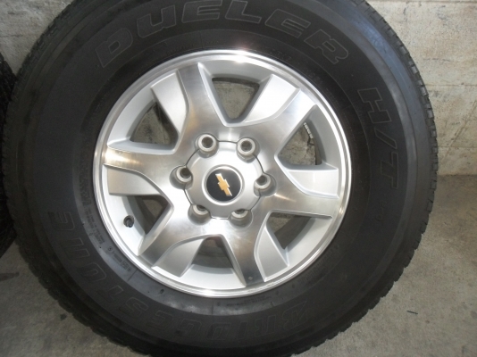 ล้อแม็กเชฟ 16นิ้ว 6รู พร้อมยาง 265/70R16ปี12 สวยๆ 4 ล้อ ราคา 6900 บาท