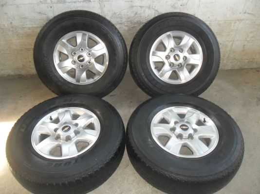 ล้อแม็กเชฟ 16นิ้ว 6รู พร้อมยาง 265/70R16ปี12 สวยๆ 4 ล้อ ราคา 6900 บาท