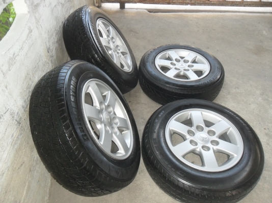 ล้อแม็ก 16นิ้ว 6รู ปาเจโร พร้อมยาง สวยๆ 4 ล้อ ราคา 6900 บาท ล้อแม็ก 16นิ้ว 6รู ปาเจโร พร้อมยาง สวยๆ 4 ล้อ ราคา 6900 บาท