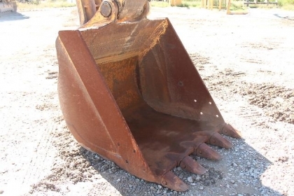 รถแบคโฮมือสอง KOMATSU PC200-7 สภาพรถเยี่ยม 090-268-2646 พร้อมจัด ไฟแนนซ์