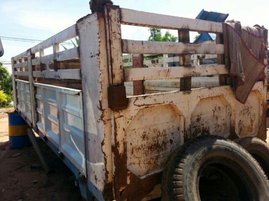 ขายกระบะดั้ม10ล้อ อุปกรณ์ครบชุด สภาพพร้อมใช้งาน