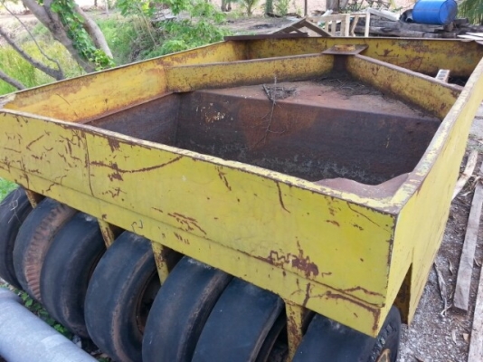 ขายรถบดระบบลากจูง สภาพยังใช้งานได้ดี สนใจสอบถาม รายละเอียดเพิ่มเติมโทร 090-8588220คุณนะ