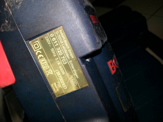 ขายเครื่องสกัดคอนกรีตBOSCHรุ่นGSH3E(650W)ตัวนี้made in germanyสภาพพร้อมใช้งานครับ