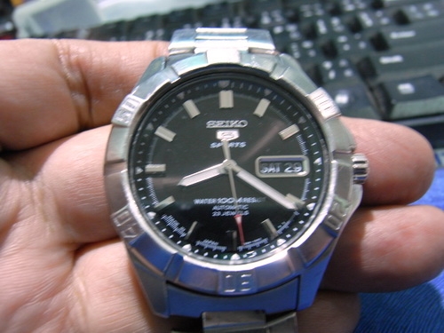 9มิ.ย.((น้าเล็ก)) นำเสนอนาฬากิข้อมือ 9มิ.ย.((น้าเล็ก)) นำเสนอนาฬากิข้อมือ