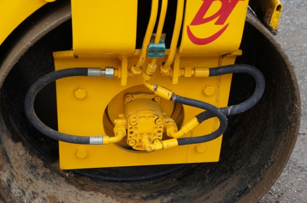 ขายรถบด AMMANN 2.8  ตัน ระบบสั่นสะเทือน