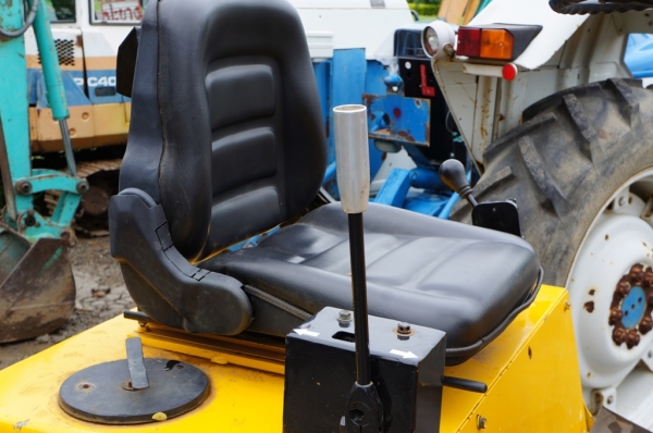 ขายรถบด AMMANN 2.8  ตัน ระบบสั่นสะเทือน