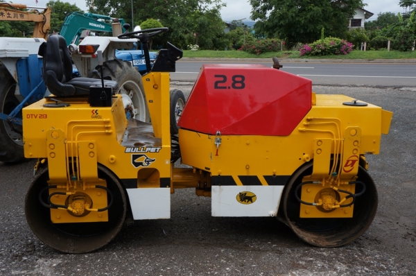 ขายรถบด AMMANN 2.8  ตัน ระบบสั่นสะเทือน