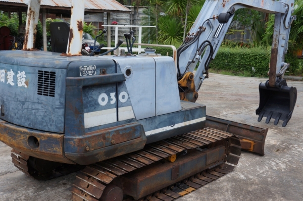 ขายรถขัด KUBOTA KX 030 คอนโทรลสั้น