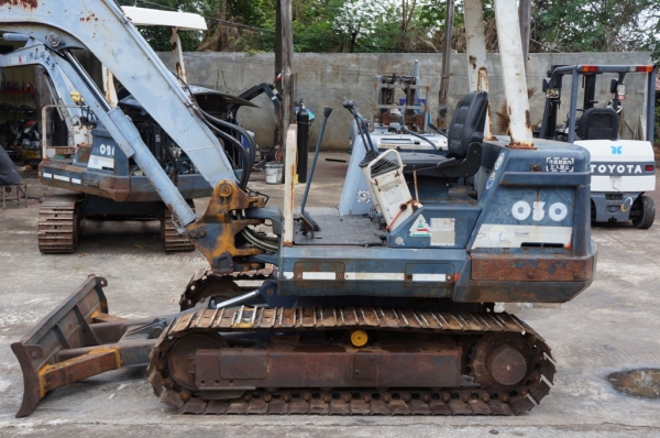 ขายรถขัด KUBOTA KX 030 คอนโทรลสั้น