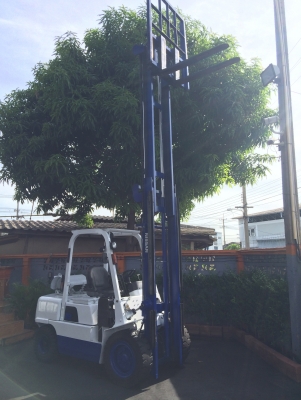 ขาย ฟอร์คลิฟท์ nissan 3.0 ตัน 4.5 เมตรก่อนรุ่นใหม่ล่าสุด สภาพใหม่มากๆfrom japan