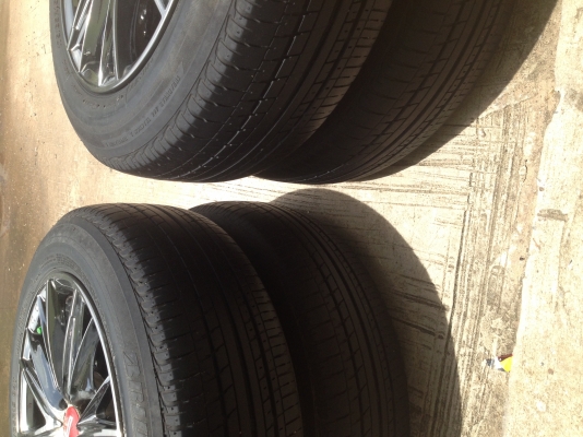 ขายล้อแม้ก 15 พร้อมยาง 175/65/15 ยาง Bridgestone ปี 11