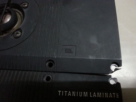 jbl titanium ทวิตเตอร์