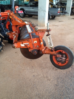 ขายผานพรวน6/22 ตราช้าง สภาพเกือบใหม่พร้อมใช้รรคา 27000.- ขายผานพรวน6/22 ตราช้าง สภาพเกือบใหม่พร้อมใช้รรคา 27000.-