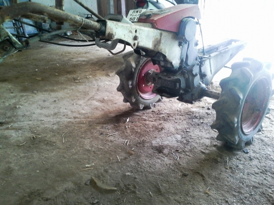 ขาย!! รถเดินตาม สยามคูโบต้า K75 ตัวนอก 8เกียร์ 12500 ขาย!! รถเดินตาม สยามคูโบต้า K75 ตัวนอก 8เกียร์ 12500