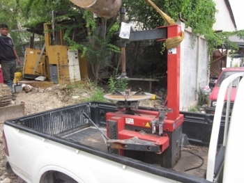 ประกาศแจ้งลูกค้า แม่สอด จ.ตาก ครับ - ทางเราจัดส่ง เครื่องถอดยางให้แล้วนะครับ ที่ขนส่ง PL พุทธมณฑล สาย 3 ตามที่ลูกค้าระบุไว้ครับ