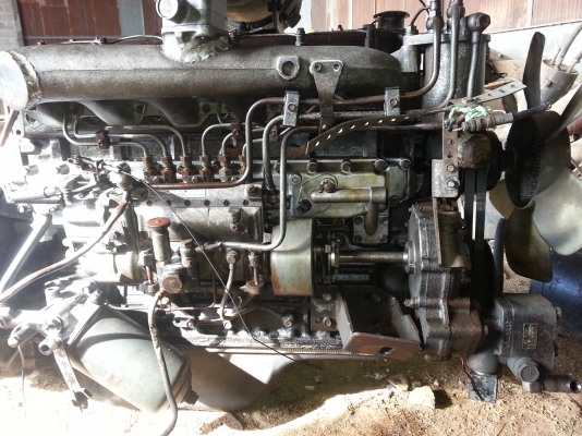 เครื่อง 6BF 185 แรง พร้อมเกียร์ เสื้อลาย พร้อมใบค้มลงเล่ม เครื่องดีไม่มีไอ เกียร์ไม่หอน