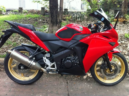 ขาย Honda CBR150I ปี2012 สีแดงแต่งสวยๆขอเปิดที่ 55000 บาทราคานี้ต่อได้ครับ ขาย Honda CBR150I ปี2012 สีแดงแต่งสวยๆขอเปิดที่ 55000 บาทราคานี้ต่อได้ครับ