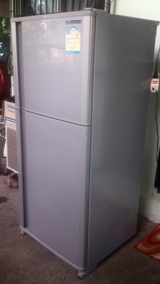 ขายตู้เย็น MITSUBISHI prezio รุ่น MR-F38T 2ประตู 12.2 คิว สภาพ 85\% ใช่้งานได้ดีตามปกติ ขายราคา 7,500 บาท สนใจติดต่อ 0869817122