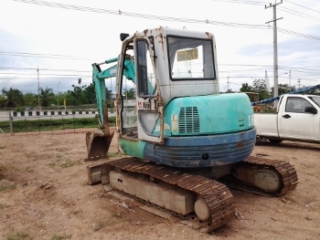 รถขุดนายแบบมาแล้วครับ - แนะนำ รถขุด PC 40 : IHI: 40JX (4LC1-104201) พร้อมตู้เก๋ง เครื่อง 4 สูบ