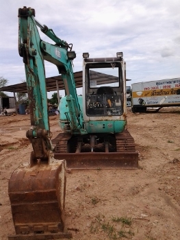 รถขุดนายแบบมาแล้วครับ - แนะนำ รถขุด PC 40 : IHI: 40JX (4LC1-104201) พร้อมตู้เก๋ง เครื่อง 4 สูบ