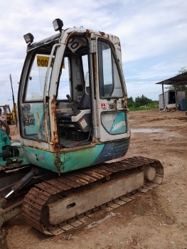 รถขุดนายแบบมาแล้วครับ - แนะนำ รถขุด PC 40 : IHI: 40JX (4LC1-104201) พร้อมตู้เก๋ง เครื่อง 4 สูบ