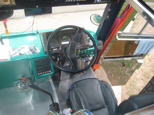 ขายรถบัสพัดลมด่วน ขายรถบัสพัดลมด่วน