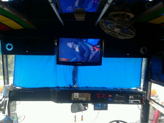 ขายรถบัสพัดลมด่วน ขายรถบัสพัดลมด่วน