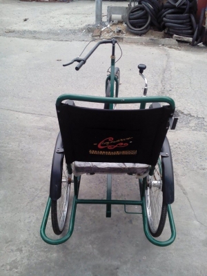 ขายจักรยาน สามล้อ ใช้มือหมุนครับเหมาะสำหรับ ผู้สูงอายุ ผู้พิการ ผู้ป่วย