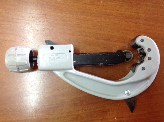 ขายคัตเตอร์ตัดท่อ RIDGID NO.152 1/4 - 2 5/8 แบบสปิง ขายคัตเตอร์ตัดท่อ RIDGID NO.152 1/4 - 2 5/8 แบบสปิง