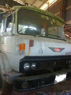 ขายเทเลอร์ HINO KT725  2 เพลา สภาพพร้อมใช้ ราคาต่อรองได้ ติดต่อได้ที่คุณ อ๊อฟ พิจิตร 086-737-9991