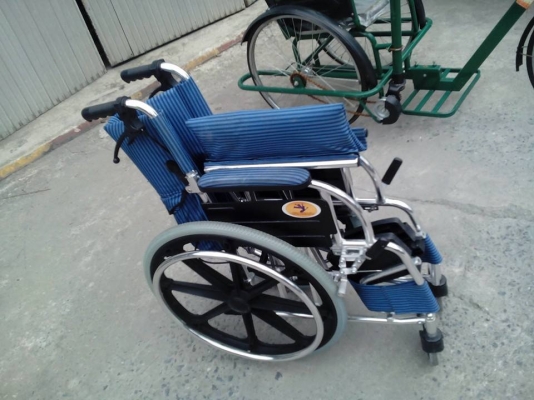 ขายวิลเเชร์ มือสองสภาพใหม่มากๆ ราคา4,500 บาทอลูมิเนียมทั้งคัน สภาพดีมาก น้ำหนักเบา พับเก็บ ขายวิลเเชร์ มือสองสภาพใหม่มากๆ ราคา4,500 บาทอลูมิเนียมทั้งคัน สภาพดีมาก น้ำหนักเบา พับเก็บ