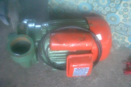 ปั้มน้ำอิตารี 2 นิ้วสภาพพร้อมใช้งานครับสวยๆครับเป็นของอิตาลี  ขนาด  2  แรง  2  นิ้วครับราคานี้คุ้มมากครับ