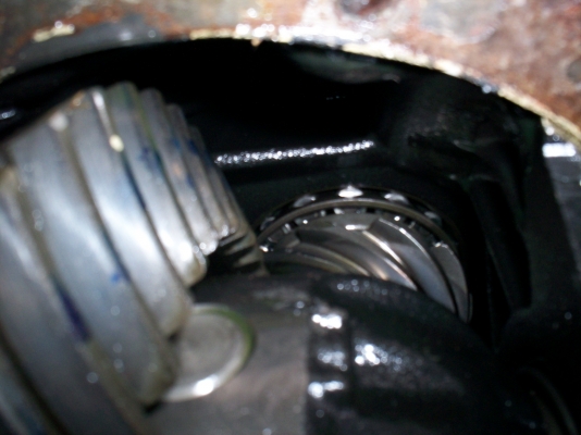 ขายเฟืองท้ายโตโยต้าไมตี้ ไทเกอร์ วีโก้ รถตู้หัวจรวด คอมมูเตอร์ เบอร์10*41อัตราทด4.1 อยู่ดอนเมืองครับ  โทร.0890671028 รับประกัน ไม่หอนไม่ดัง เฟืองโคตรสวย วางเครื่อง เลยต้องเปลี่ยนอัตราทดครับ