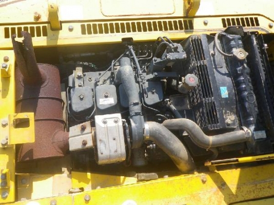 รถขุด Komatsu PC130-6K เครื่องยนต์ 4 สูบ นำเข้าเองจากอิตาลี สนใจโทร. 080-6565422 (หนิง)