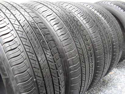 ขายยาง MICHELIN LATITUDE ปี2912(1ชุด) 215-65-16 ราคา 4,800