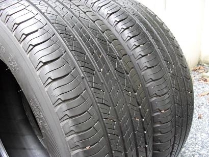 ขายยาง MICHELIN LATITUDE ปี0113(1คู่) 215-70-16 ราคา 2,800