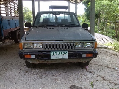 ขายกระบะ  nissan 720  พร้อมโอนเครื่องดีเซล 2000cc  กระบะเป็นสแตนเลส