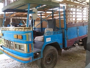 ขายกระบะ  nissan 720  พร้อมโอนเครื่องดีเซล 2000cc  กระบะเป็นสแตนเลส