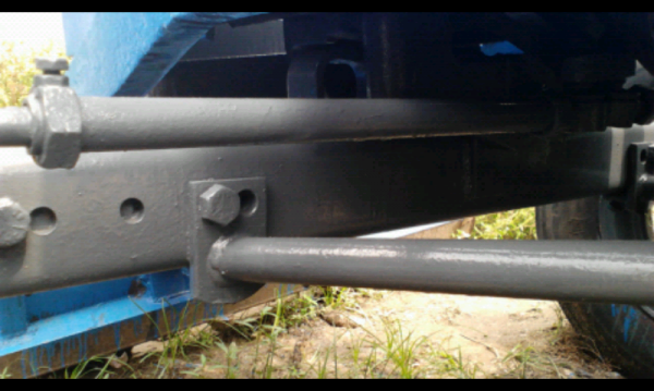 ขายรถไถ leyland รุ่น 272 สภาพพร้อมใช้งาน เครื่อง 71 แรงม้า พร้อมดันหน้าในราคา 109000 บาท