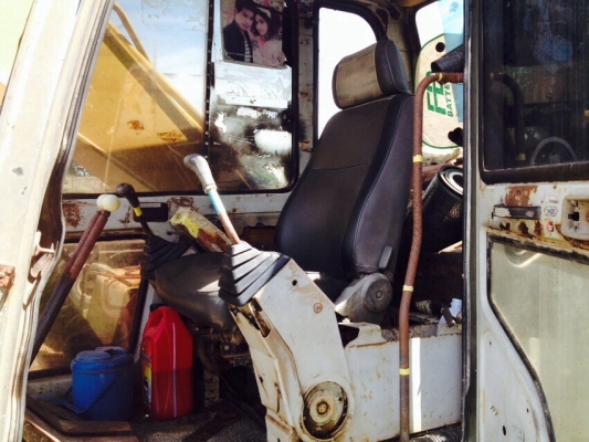 ขายรถแบคโฮKOBELCO MARK III เก๋งน้ำเงินเอกสารซื้อขาย