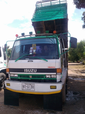ซื้อขายแล้วครับ ขอบใจพี่เสือครับ ขายรถ12 ล้อ 2เพลาดั้ม ISUZU ร็อกกี้ใหญ่ เครื่อง daga 320 แรงม้า ซื้อขายแล้วครับ ขอบใจพี่เสือครับ ขายรถ12 ล้อ 2เพลาดั้ม ISUZU ร็อกกี้ใหญ่ เครื่อง daga 320 แรงม้า
