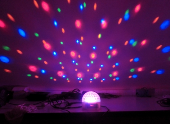 โคมไฟดิสโก้เธค