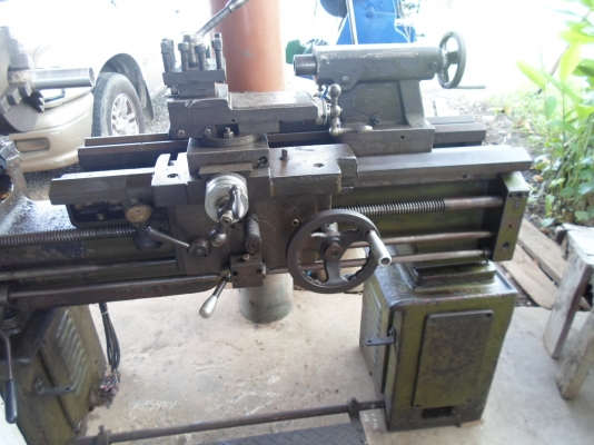 เครื่องกลึง  5 ฟุต 3 เพลา เกียร์บล็อก ยี่ห้อ ชิงฟง พร้อมใช้งานได้ทันที 69,000