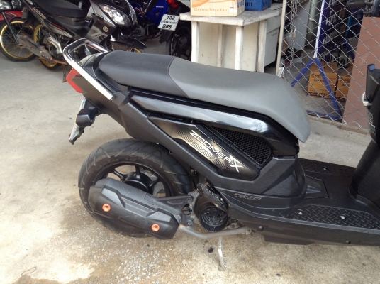 ขาย!!! ซูมเม่อX สภาพสวย ปี56 รถเครื่องดีคับ ทะเบียนครบ ภาษีไม่หมด